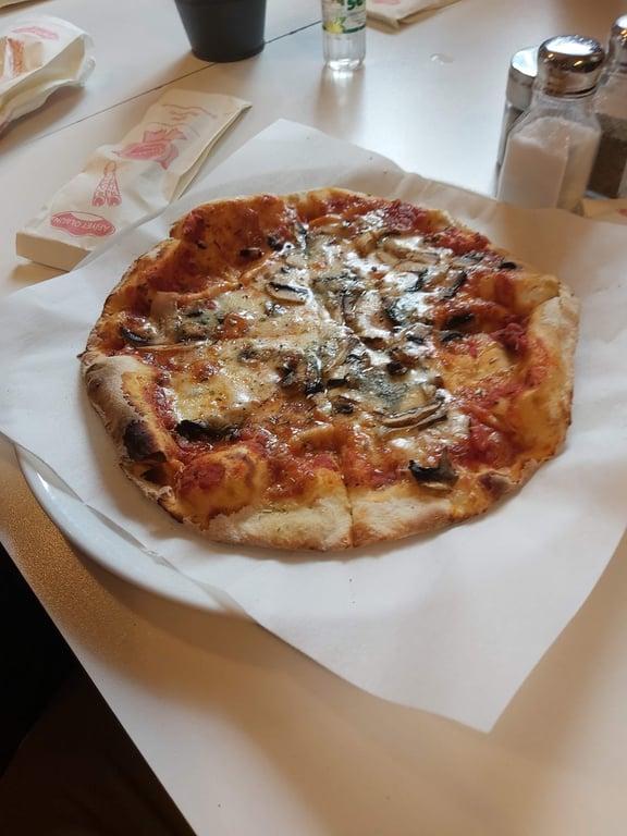 Little İtaly Pizza fotoğraf 6