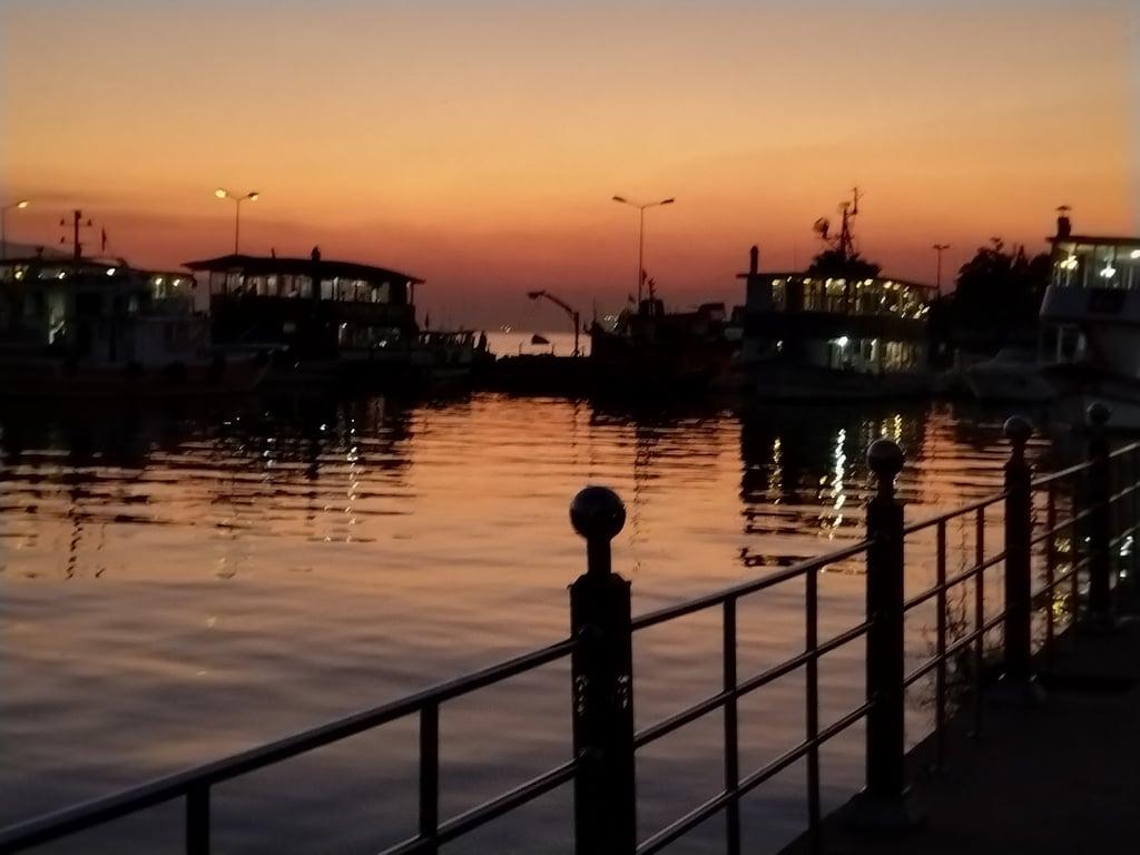 Mavi Körfez Tarihi Eminönü Balıkçısı fotoğraf 3