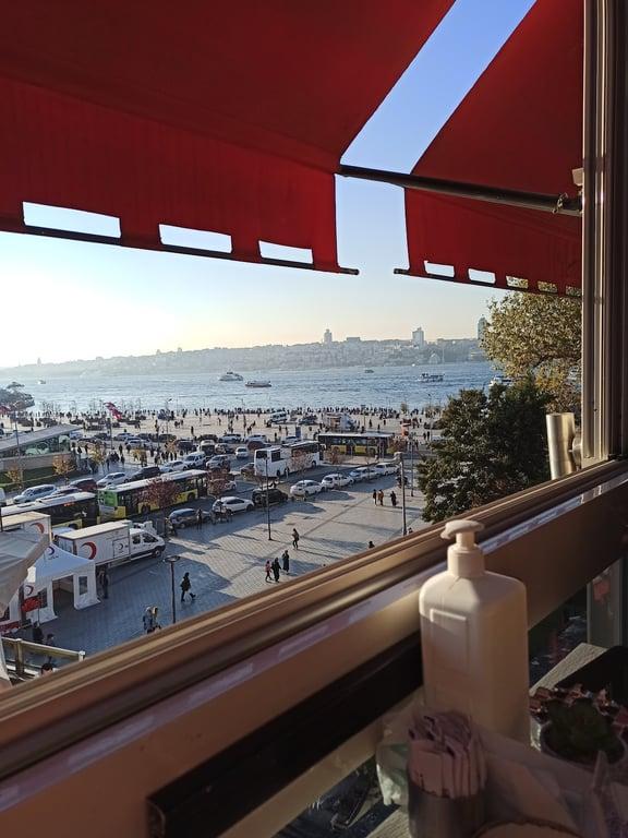 Sea Point Cafe & Restaurant