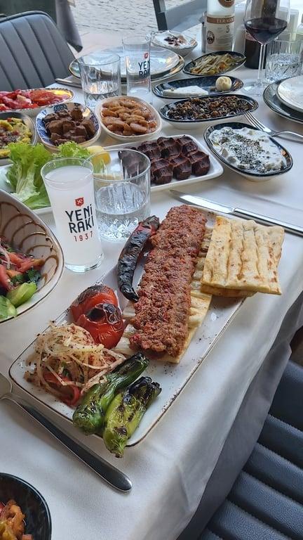 WOOD KEBAP & RESTAURANT fotoğraf 1