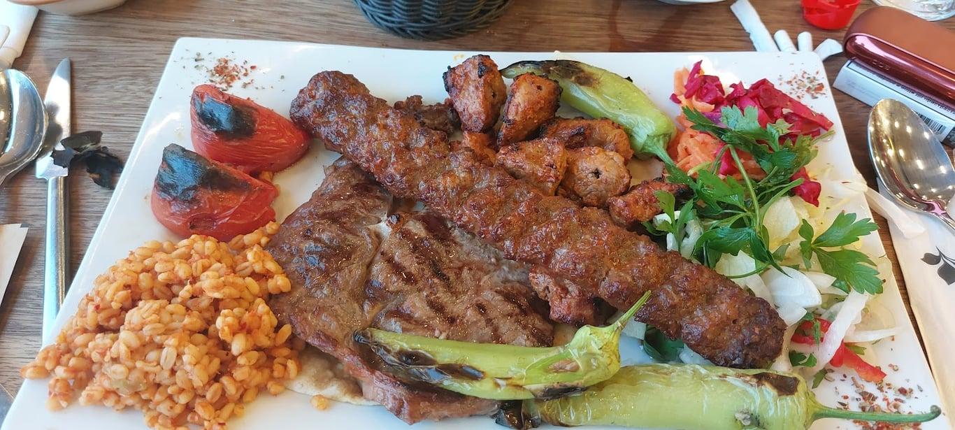 SARIHAN İŞKEMBE & RESTAURANT fotoğraf 8