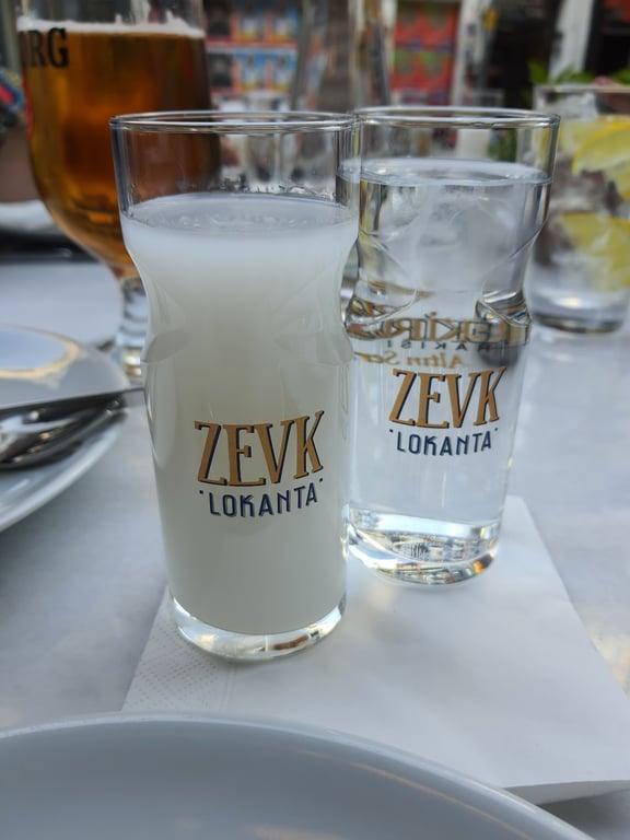 Zevk Lokanta | Bahariye Caddesi fotoğraf 3