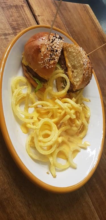 Bread & Burger fotoğraf 2