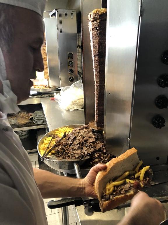 Beşiktaş Önder Büfe Döner fotoğraf 5