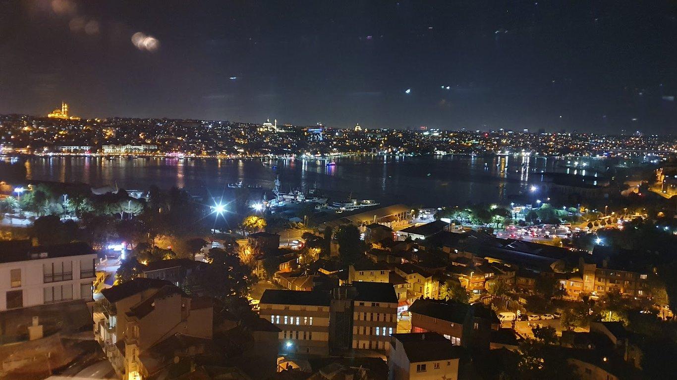 Pera Adali Restaurant Yeni Nesil Live / STAGE fotoğraf 4
