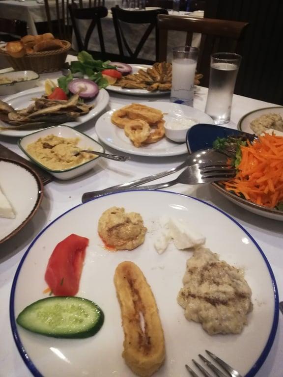 Refik'a Restaurant fotoğraf 12