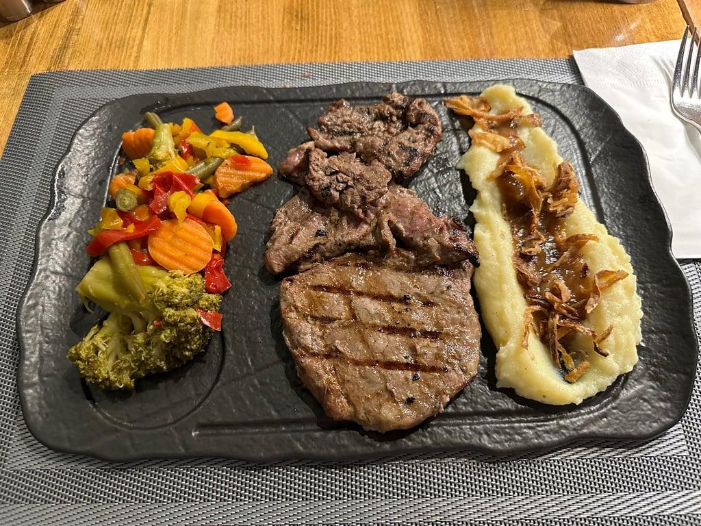 Mengoli Burgers Steak Fries fotoğraf 8
