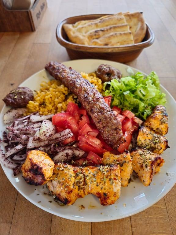 Ziya Baba Türk Mutfağı Slow food kebap & Anatolian Breakfast fotoğraf 3