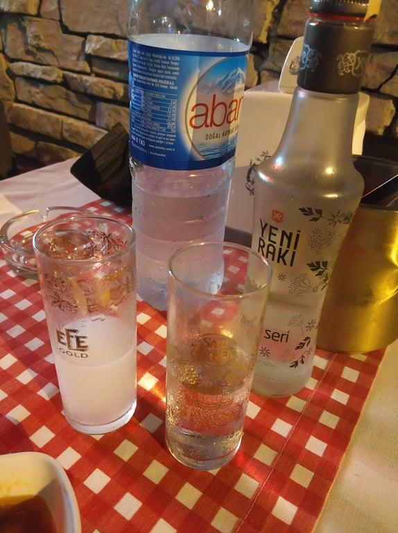Agapia Meyhanesi fotoğraf 9