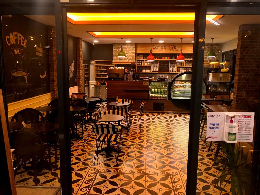Yalı Er Kitchen Lounge ( Yalı Cafe - Erdilli Gourmet ) fotoğraf 9