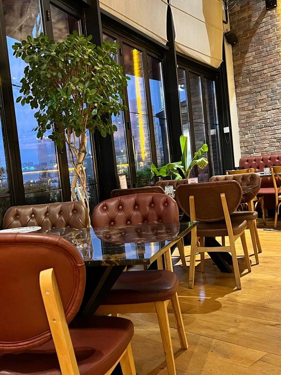 Beeves Grill & Brasserie fotoğraf 3