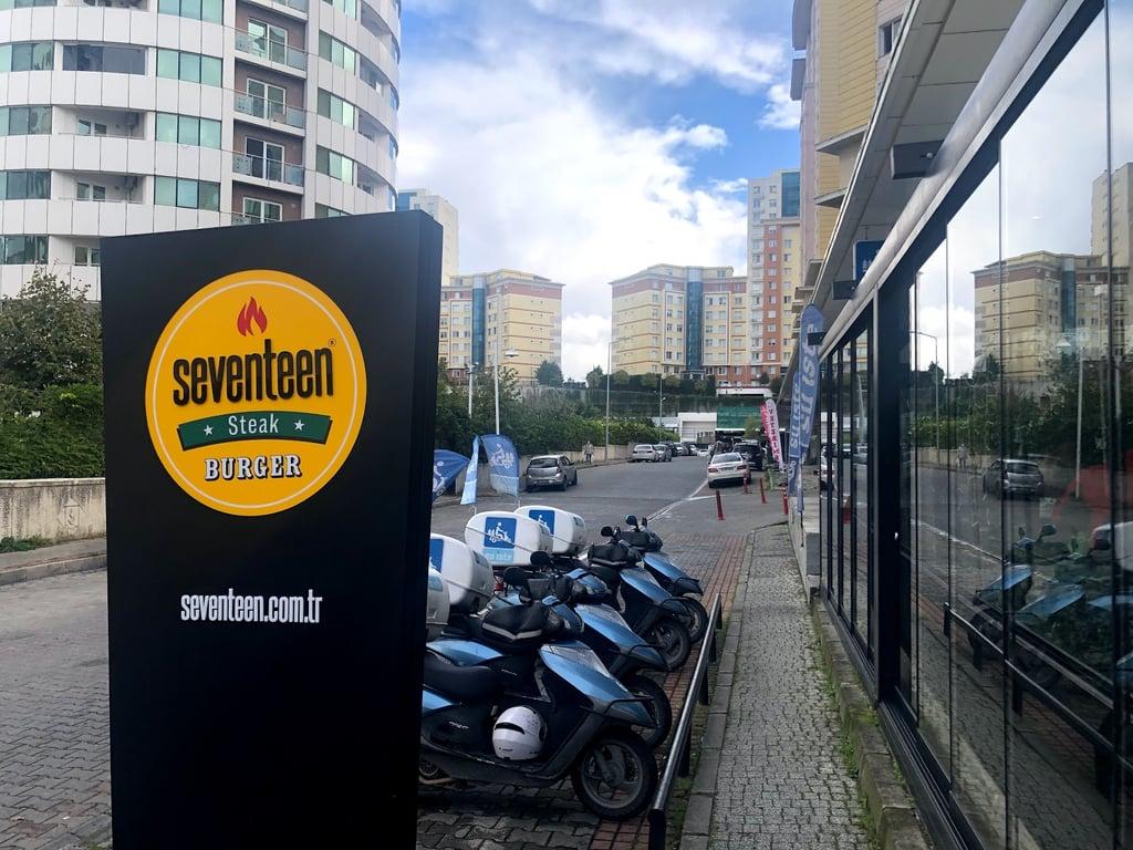 Seventeen Steak Burger fotoğraf 8