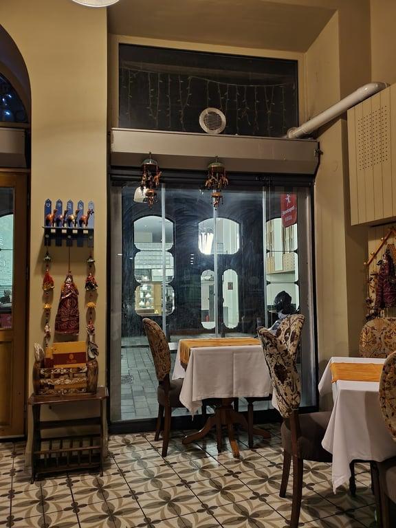 Taj-Mahal Indian Restaurant fotoğraf 6
