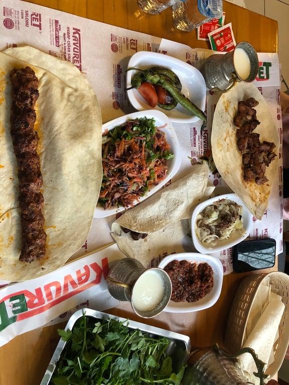 Kavuret Kebap Ciğer Salonu fotoğraf 4