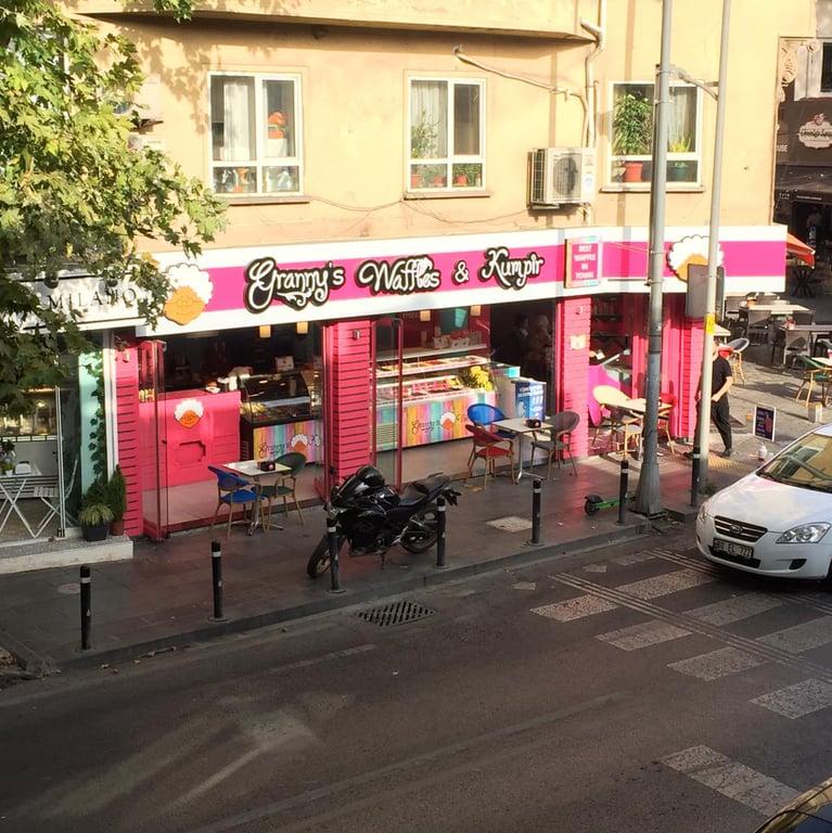 Granny's Waffles & Kumpir fotoğraf 9