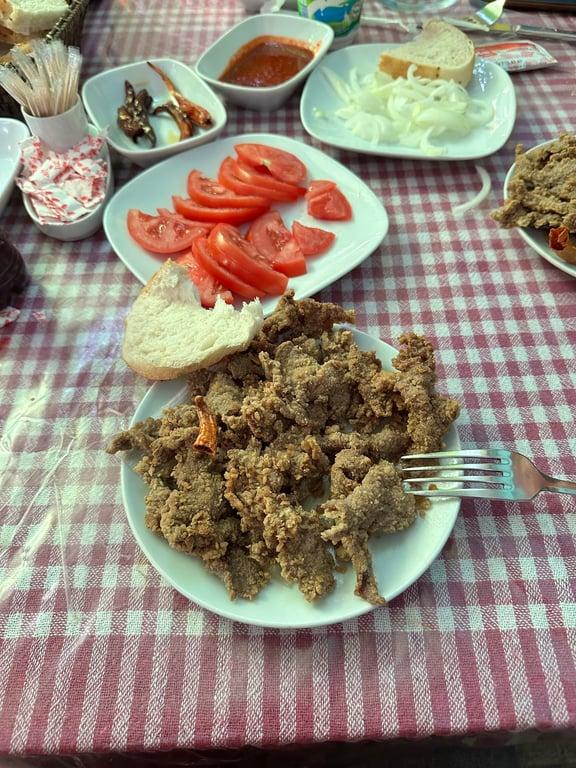 Ara restaurant köfte satıret Edirne tava ciğeri fotoğraf 4