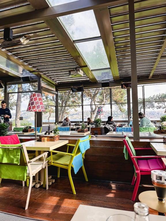 HuQQa Kuruçeşme - Best Shisha & Breakfast in İstanbul fotoğraf 8