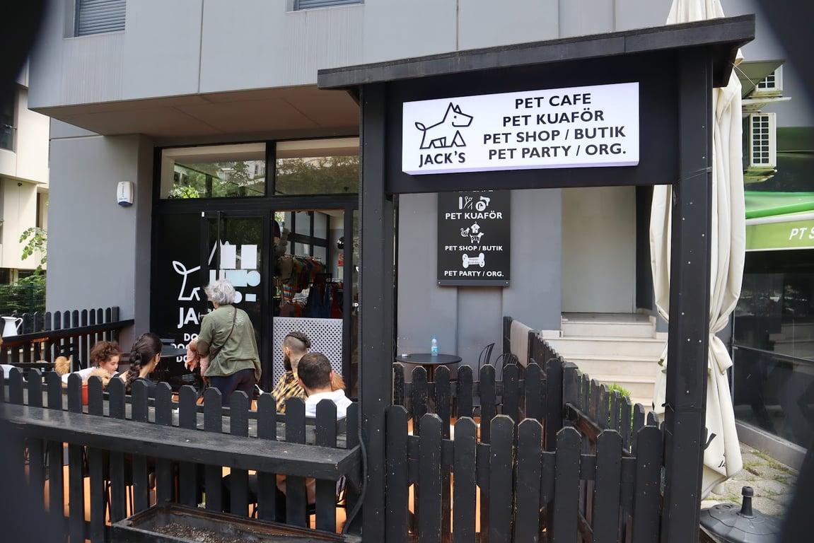 Jack's Dog Cafe fotoğraf 8