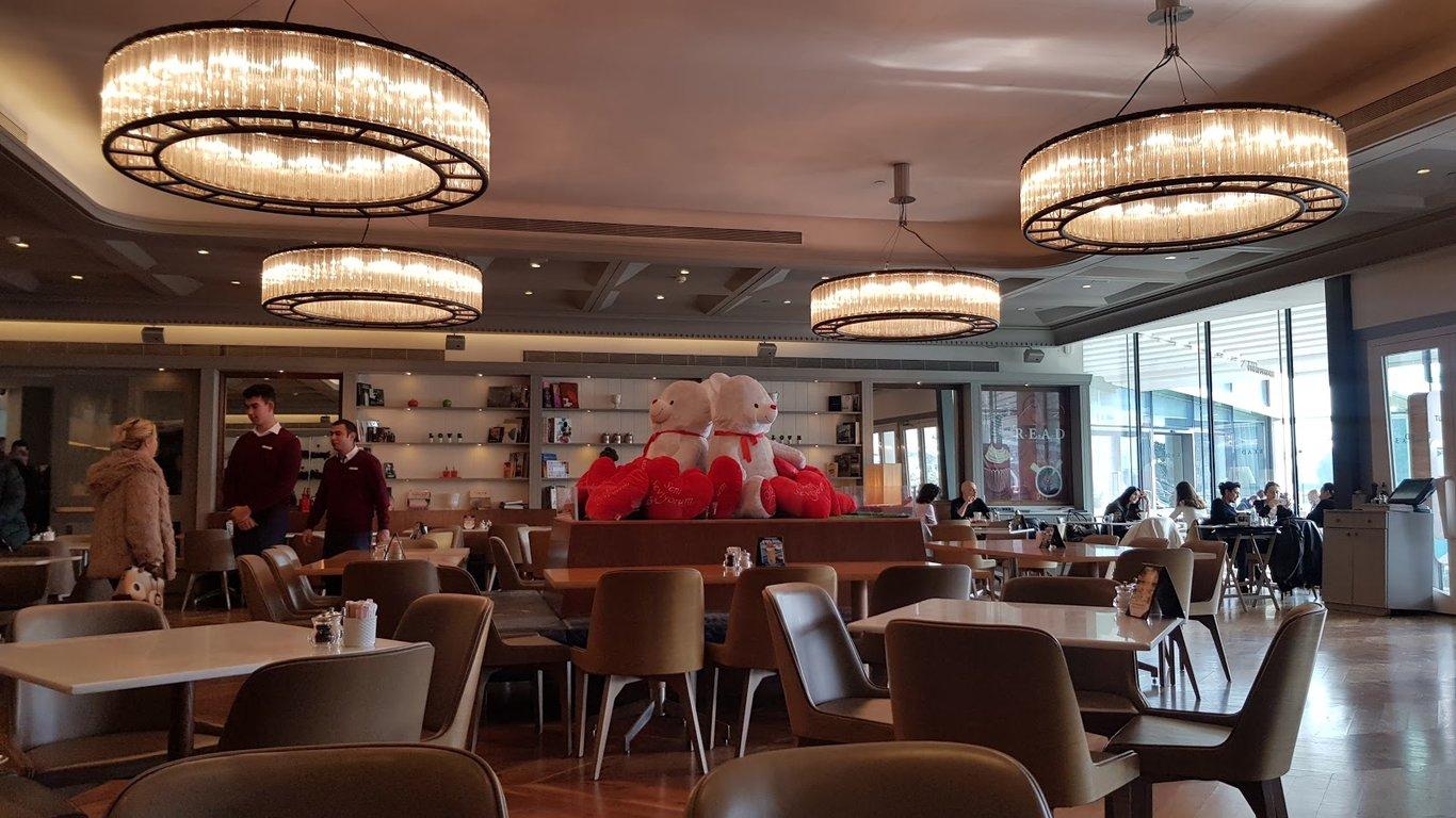 R.E.A.D Cafe & Bakery Recharge, Eat & Drink fotoğraf 7