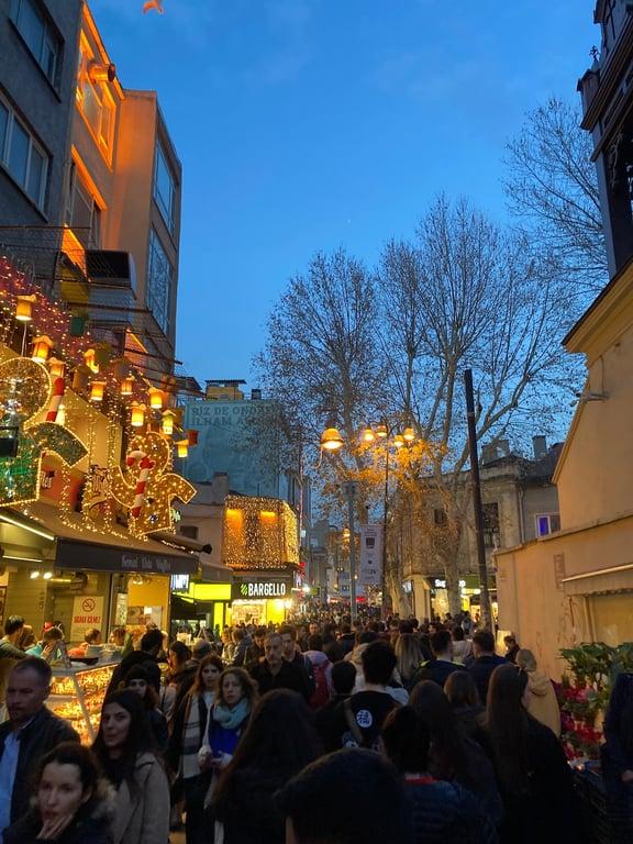 İstanbul Kadıköy Coffy fotoğraf 6