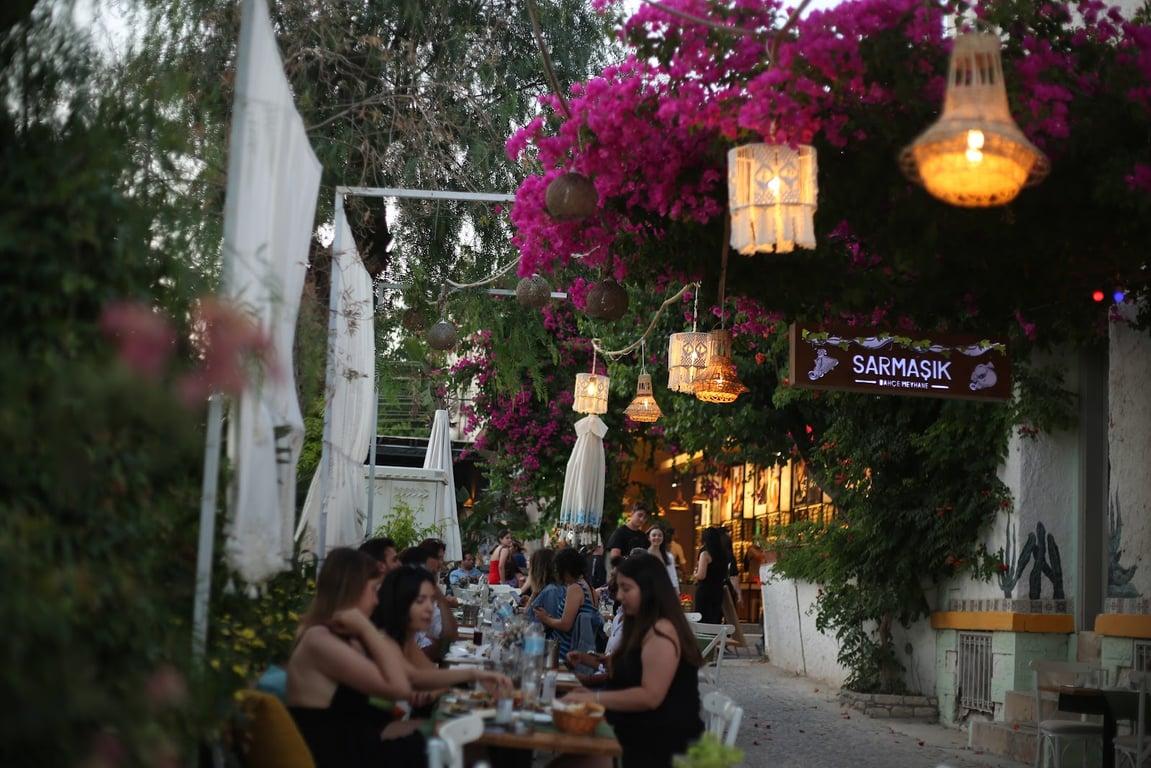 Sarmaşık Bahçe Alaçatı