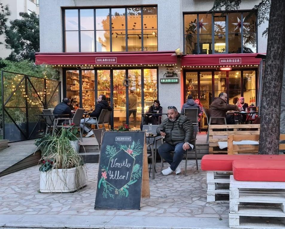 KALAMİSSİA KAFE & KALAMÍSSÍA DONDURMA fotoğraf 8
