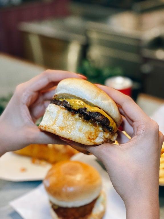 Depo Burger fotoğraf 5