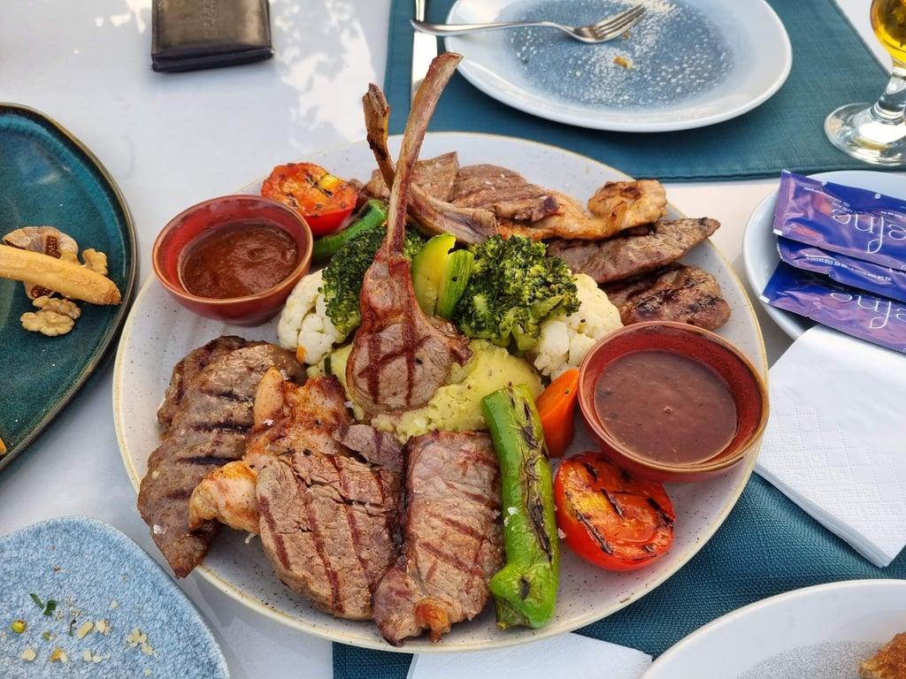 Defne Restoran fotoğraf 6