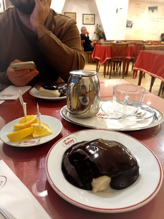 Saray Muhallebicisi - Beyoğlu