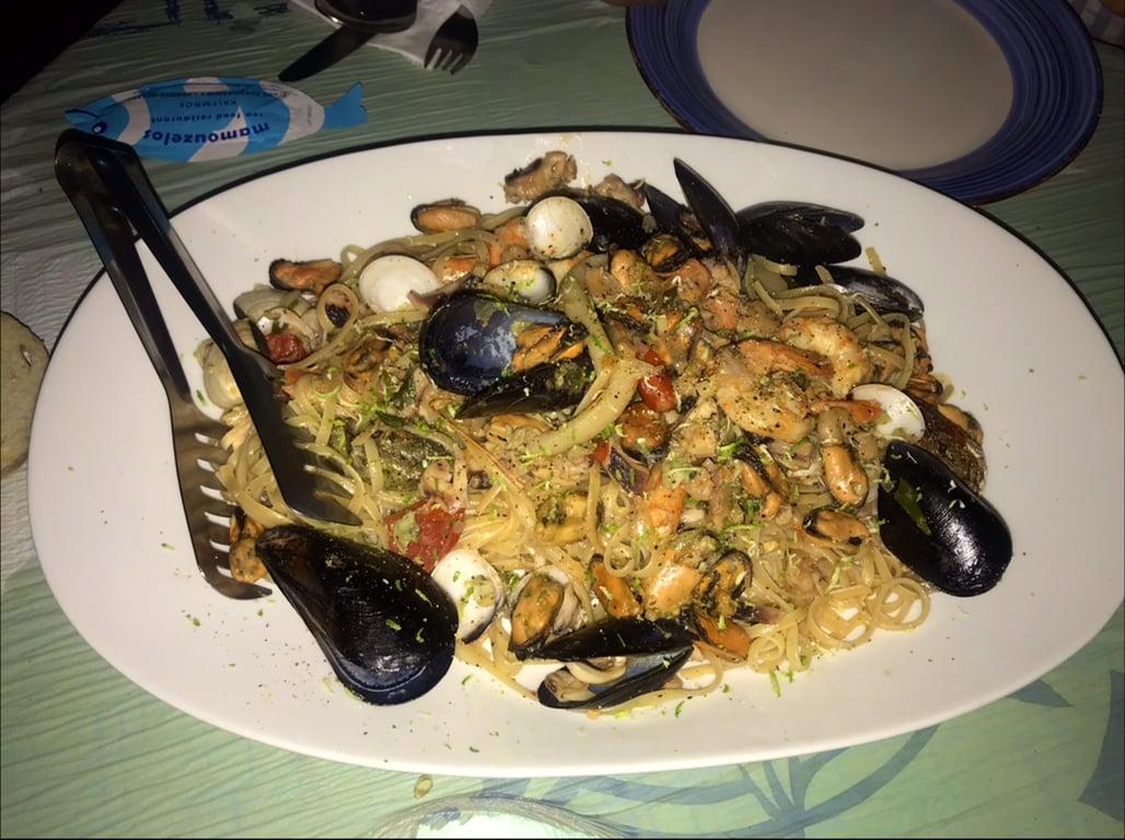 Mamouzelos Seafood Restaurant fotoğraf 10