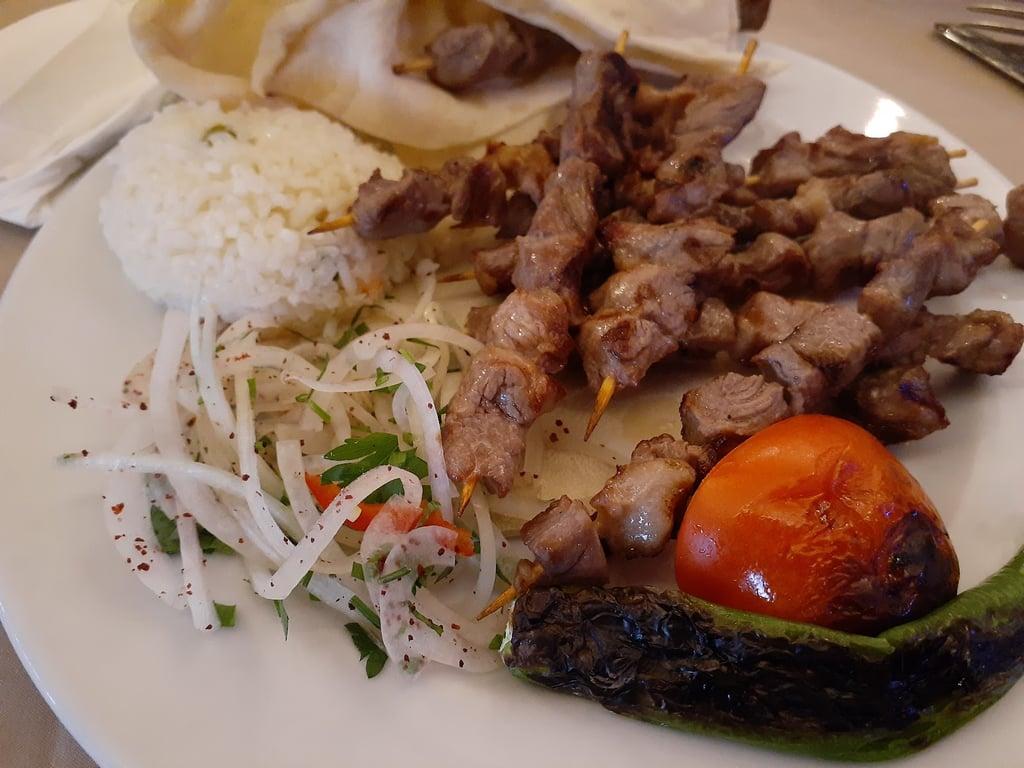 Ömür Restaurant fotoğraf 1