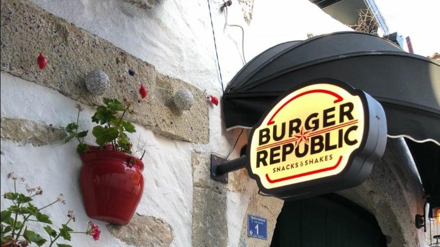 Burger Republic Alaçatı fotoğraf 4