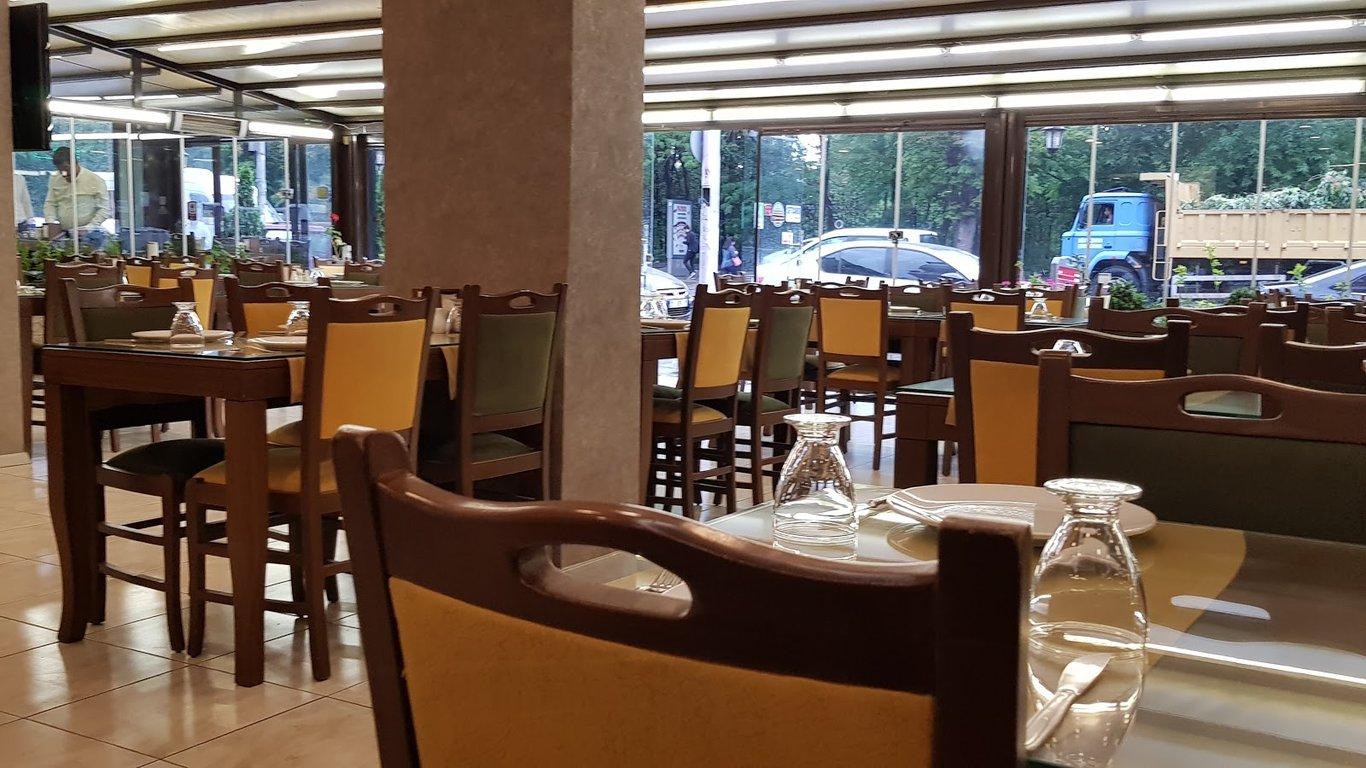 Öz Hanedan İskender fotoğraf 9
