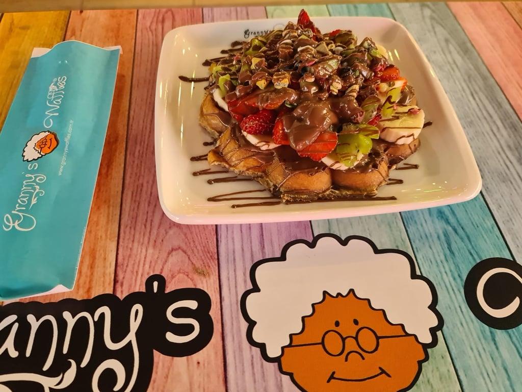 Granny's Waffles Çekmeköy