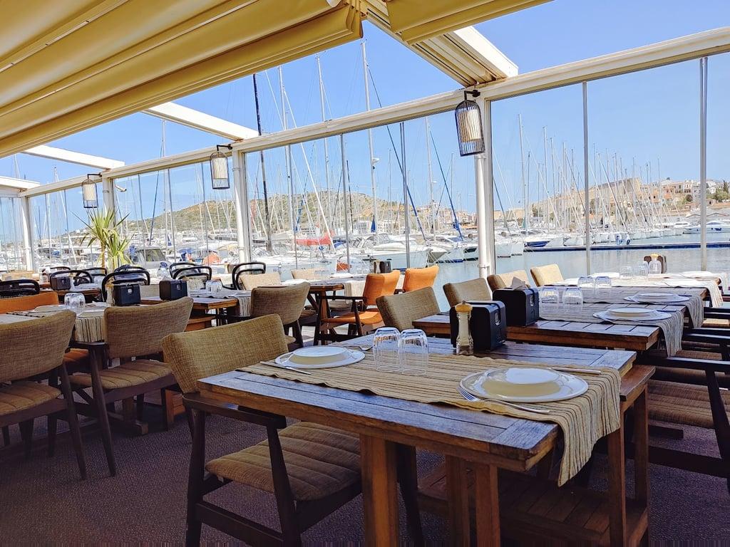 Ferdi Baba Restaurant - Çeşme Marina fotoğraf 4