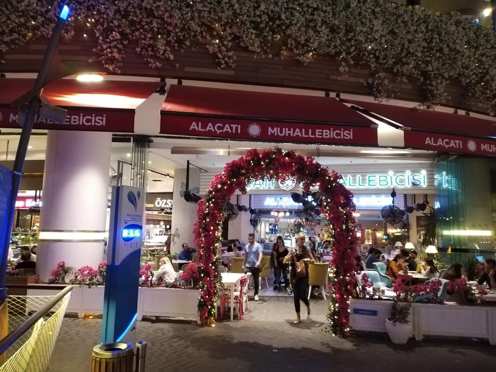 Alaçatı Muhallebicisi İstanbul Watergarden AVM fotoğraf 5