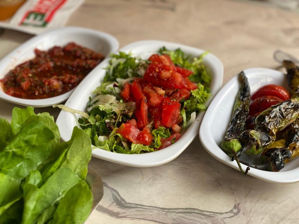 Kavuret Kebap Ciğer Salonu fotoğraf 3