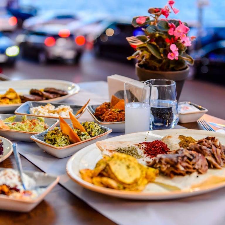 Üç Balık Restaurant fotoğraf 2