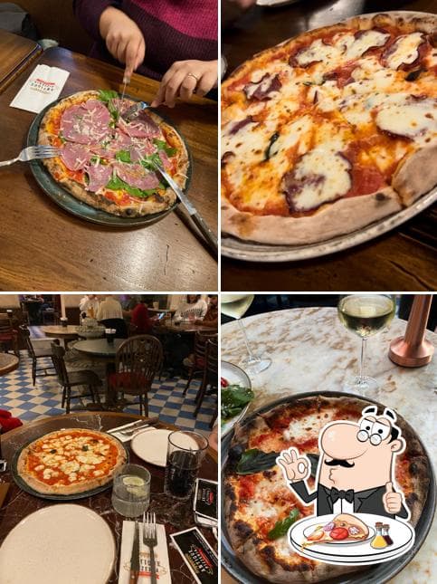 ANTIQUE PIZZERIA fotoğraf 27